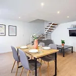 Cityscape Budget Apartments Szoevetseg 4