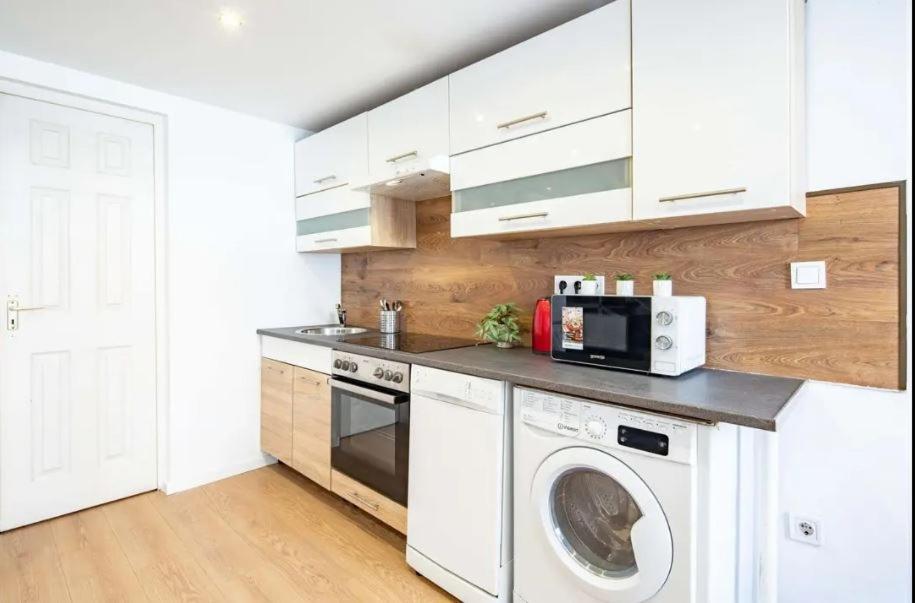 Cityscape Budget Szoevetseg 4 Budapest