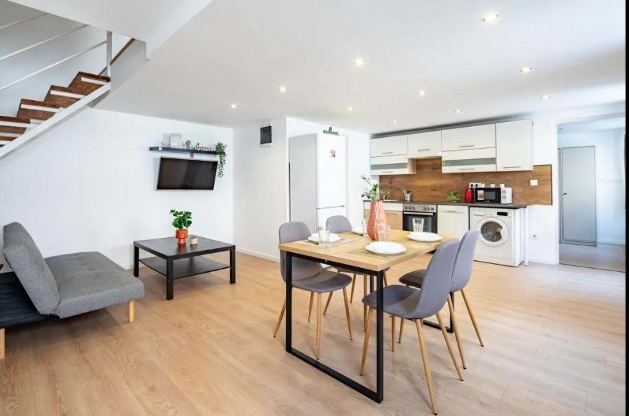 Apartment Cityscape Budget Szoevetseg 4 *