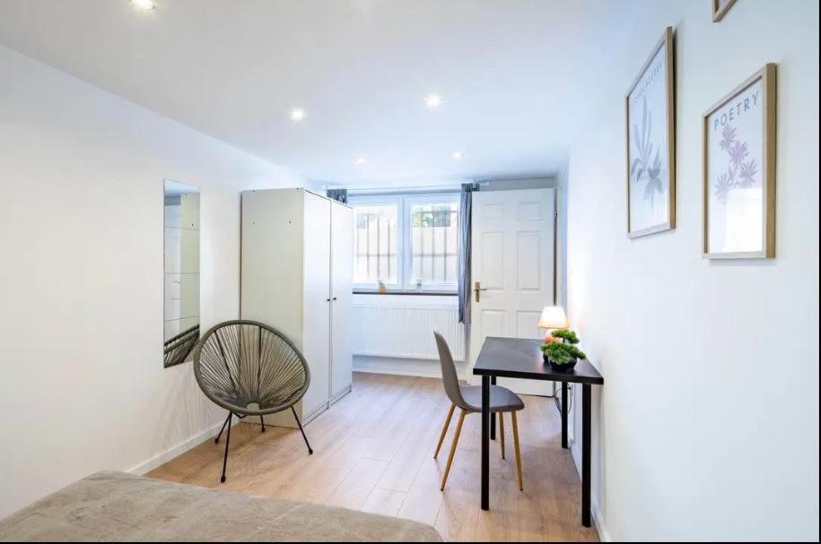 Apartment Cityscape Budget Szoevetseg 4 *