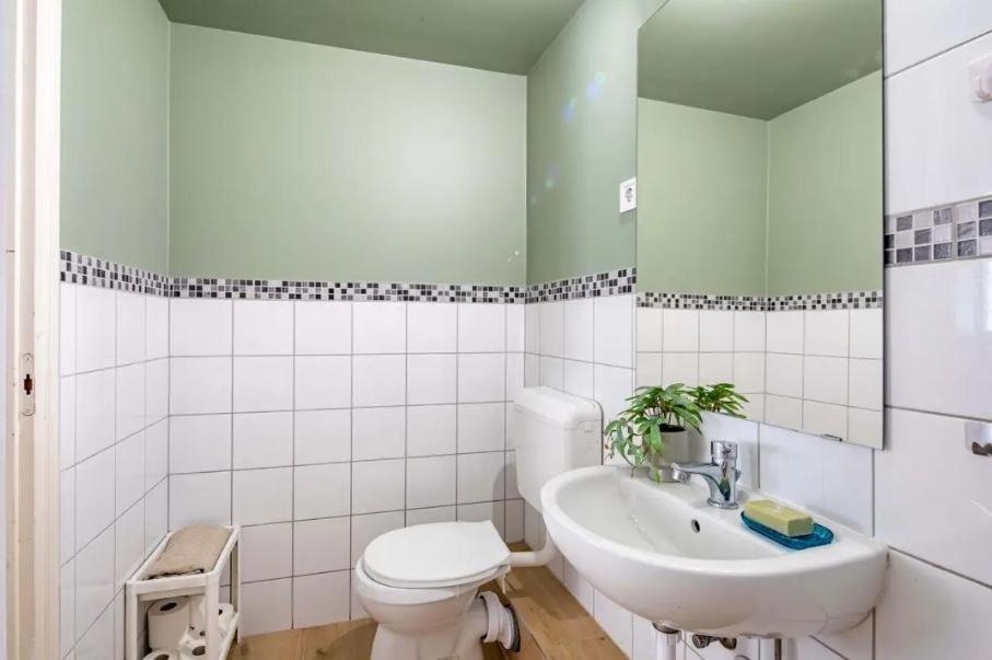 Cityscape Budget Szoevetseg 4 Apartment Budapest